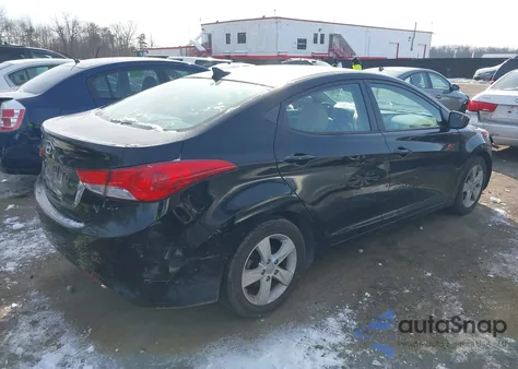 2012 Hyundai Elantra Gls (Ulsan Plant) z USA, uszkodzony, nr VIN KMHDH4AE6CU201065